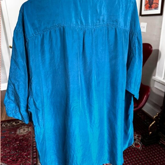 Vintage Impact 100% Silk Short Sleeve Button-Down Shirt - Picture 5 of 5